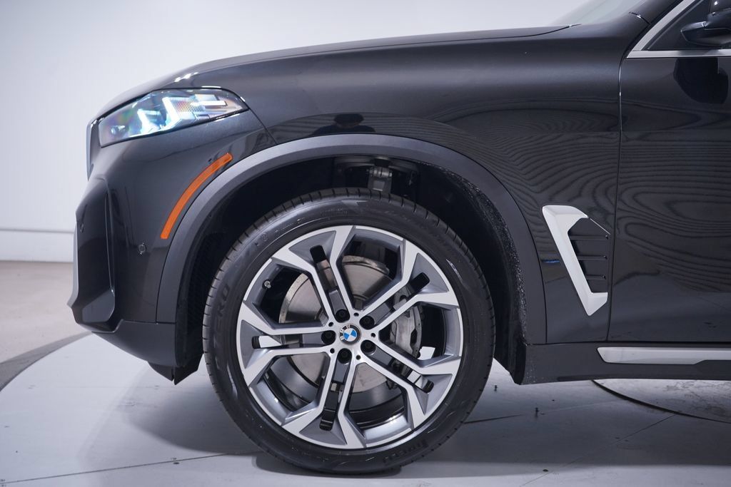 Used 2026 BMW X5 sDrive40i RWD image 2