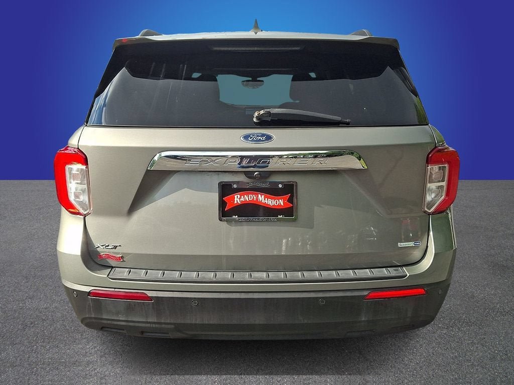 Used 2020 Ford Explorer XLT AWD/4WD image 5