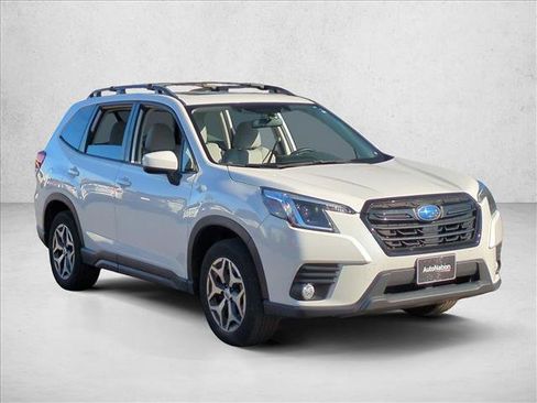 Certified 2023 Subaru Forester Premium image 3