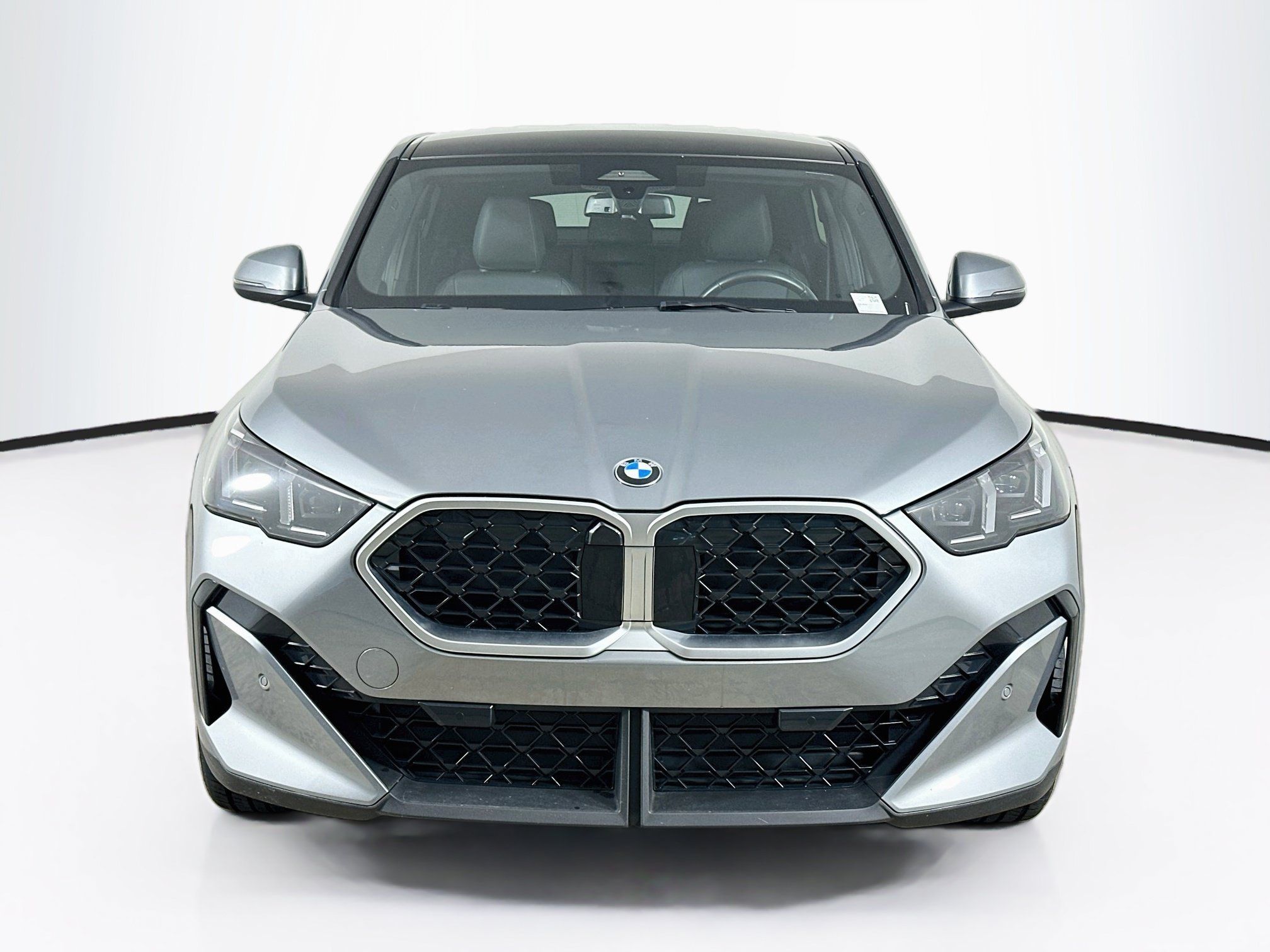 Used 2026 BMW X2 xDrive28i w/ Convenience Package AWD/4WD image 2