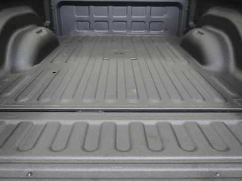 Used 2014 RAM 2500 Tradesman w/ Chrome Appearance Group RWD image 22