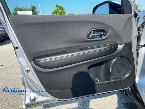 Used 2022 Honda HR-V EX image 10