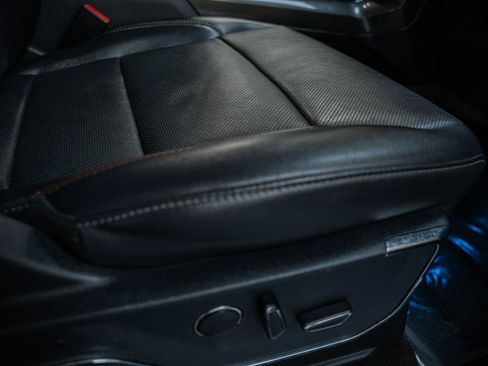 Certified 2021 Ford F150 Lariat w/ Equipment Group 502A High image 44