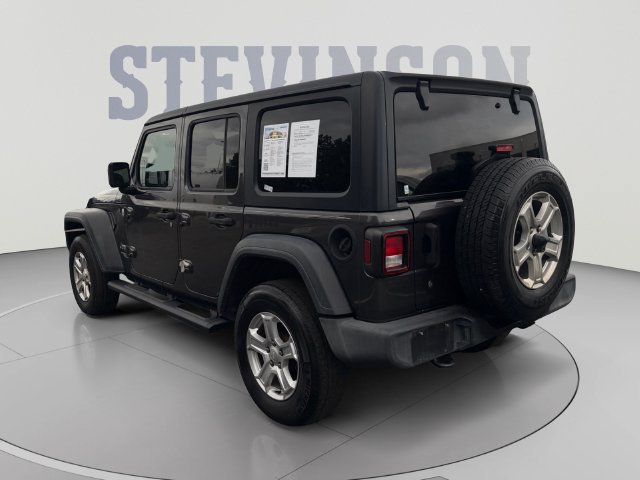 Used 2018 Jeep Wrangler Unlimited Sport S AWD/4WD image 3