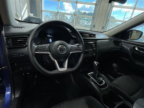 Used 2017 Nissan Rogue S image 13