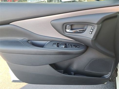 Used 2023 Nissan Murano SL w/ Cargo Package image 20