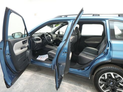 Used 2025 Subaru Forester image 17