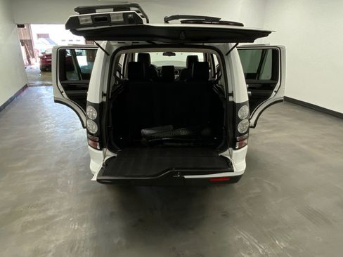 Used 2016 Land Rover LR4 HSE AWD/4WD image 50