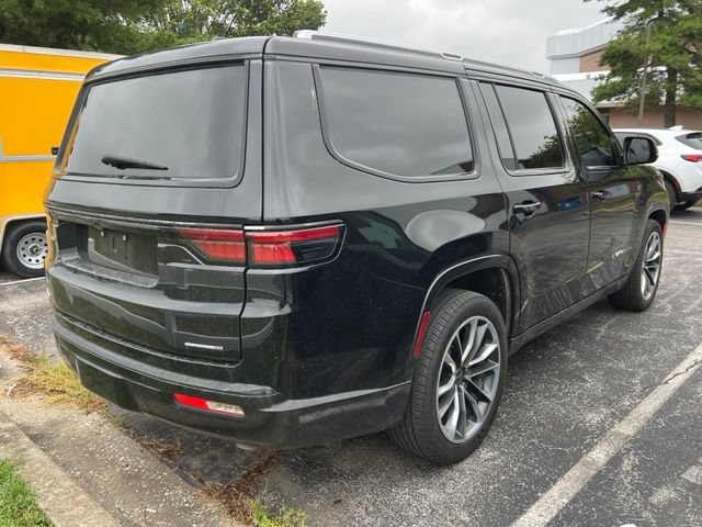 Used 2022 Jeep Wagoneer Series III w/ Premium Group I AWD/4WD image 4