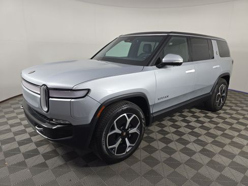 Used 2024 Rivian R1S Adventure AWD/4WD image 1