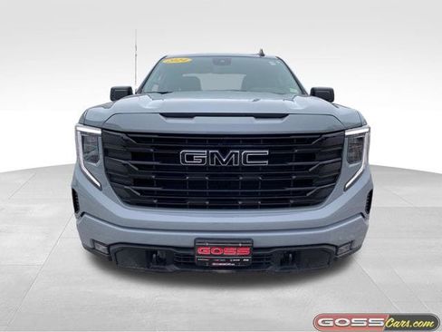 Used 2024 GMC Sierra 1500 Elevation w/ LPO, Elevation Black Package image 2
