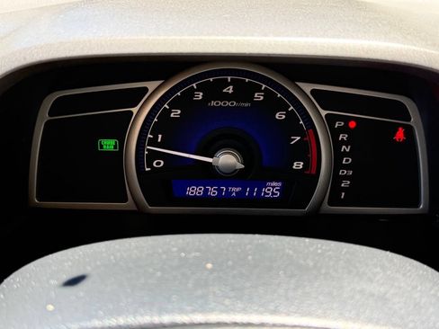 Used 2011 Honda Civic LX image 18