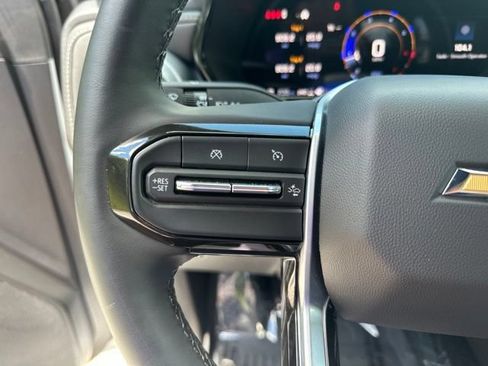 Used 2025 Chevrolet Colorado LT w/ LT Convenience Package AWD/4WD image 21
