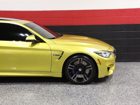 Used 2019 BMW M4 Coupe w/ Executive Package RWD image 7