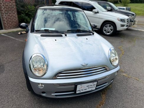 Used 2006 MINI Cooper Hardtop FWD image 9
