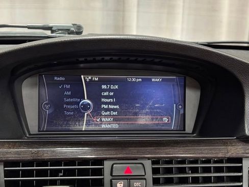 Used 2011 BMW 335i Convertible RWD image 26