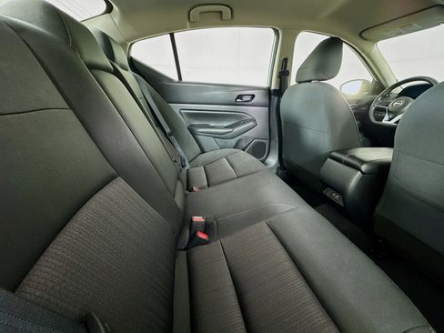 Used 2024 Nissan Altima 2.5 SV image 26