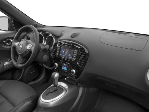 Used 2017 Nissan Juke SL image 10