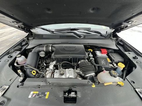 Used 2024 Jeep Compass Limited image 13