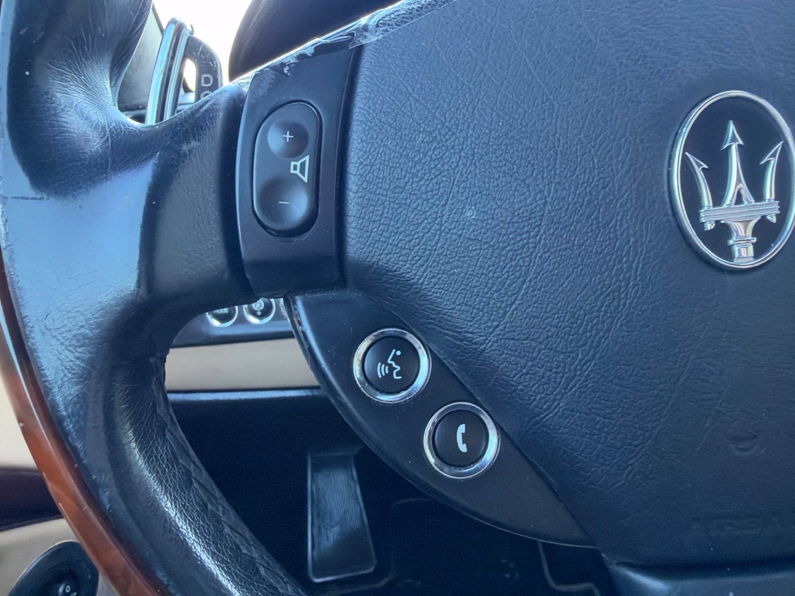 Used 2009 Maserati GranTurismo S RWD image 16