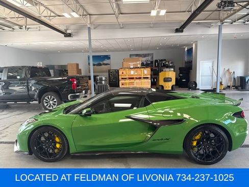 Used 2026 Chevrolet Corvette ZR1X w/ Stealth Interior Trim Package AWD/4WD image 8