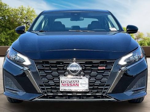 Certified 2024 Nissan Altima 2.5 SR FWD image 2