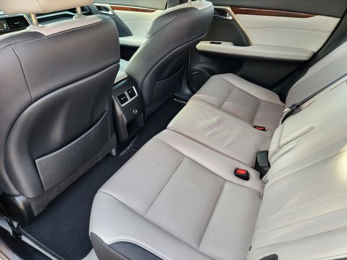 Used 2017 Lexus RX 350 FWD w/ Premium Package image 39