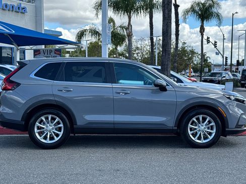 Used 2025 Honda CR-V EX-L image 7