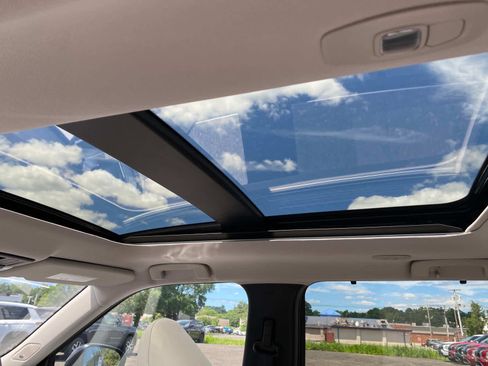 New 2025 Mitsubishi Outlander 4WD Plug-In Hybrid image 10