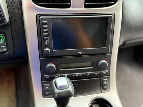 Used 2005 Chevrolet Corvette Coupe w/ Preferred Equipment Group image 18