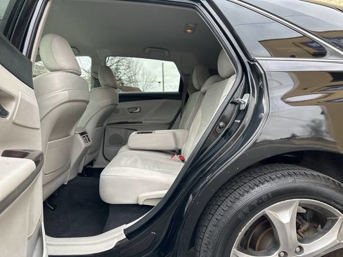 Used 2009 Toyota Venza image 7