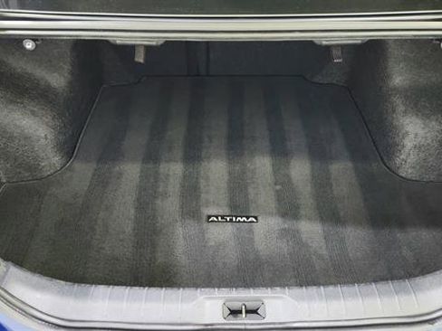 Certified 2023 Nissan Altima 2.5 SR w/ SR Premium Package image 10