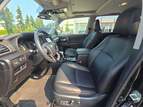 Used 2023 Toyota 4Runner TRD Off-Road Premium w/ Moonroof Package AWD/4WD image 21