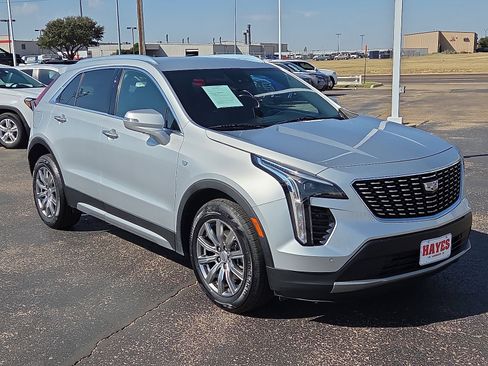 Used 2021 Cadillac XT4 Premium Luxury image 5