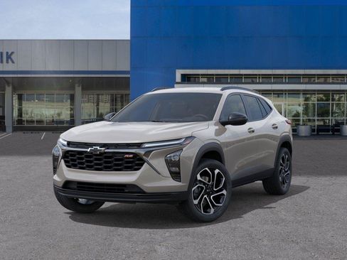 New 2026 Chevrolet Trax RS w/ Driver Confidence Package FWD image 6