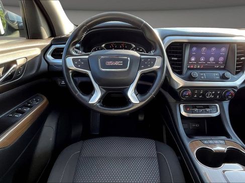 Used 2020 GMC Acadia SLE FWD image 12