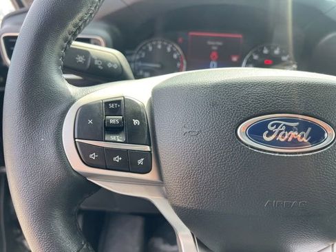 Used 2023 Ford Explorer XLT w/ Equipment Group 202A AWD/4WD image 25