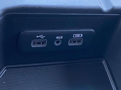 Used 2024 RAM 1500 Classic SLT image 28