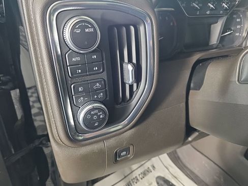 Used 2020 GMC Sierra 1500 SLT w/ SLT Premium Plus Package AWD/4WD image 15