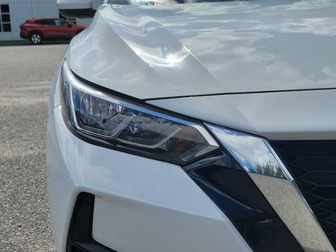 Used 2022 Nissan Sentra SV FWD image 7