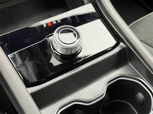 New 2025 Jeep Grand Cherokee Altitude image 20