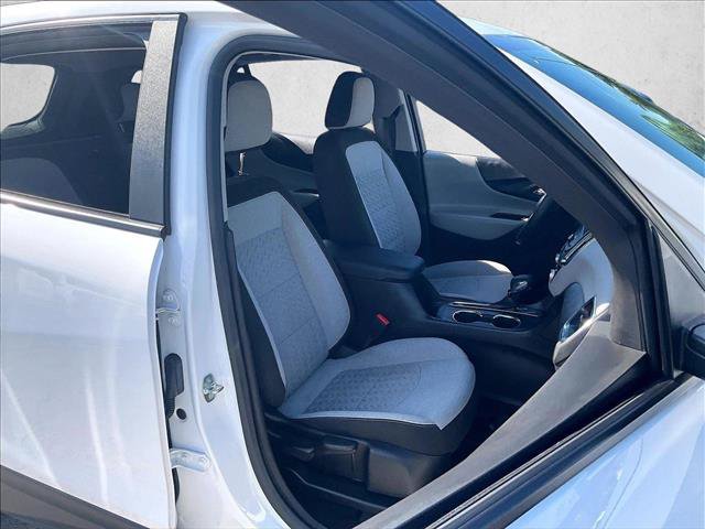Used 2024 Chevrolet Equinox LS w/ LS Convenience Package FWD image 9