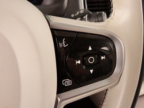 Used 2023 Volvo XC90 T8 Plus w/ Protection Package Premier image 40