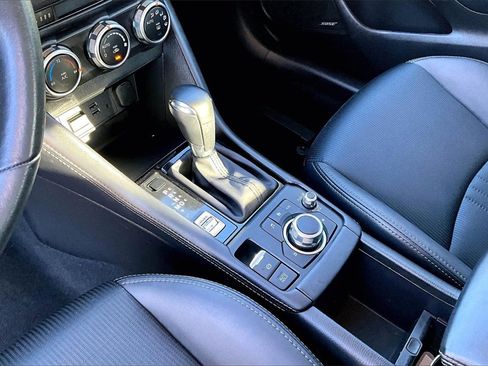 Used 2019 MAZDA CX-3 Touring w/ Preferred Equipment Package image 10