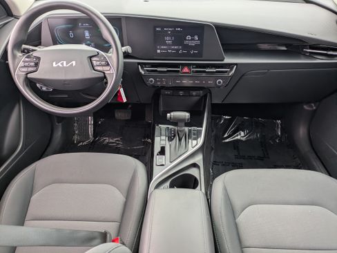 Certified 2025 Kia Niro LX FWD image 13