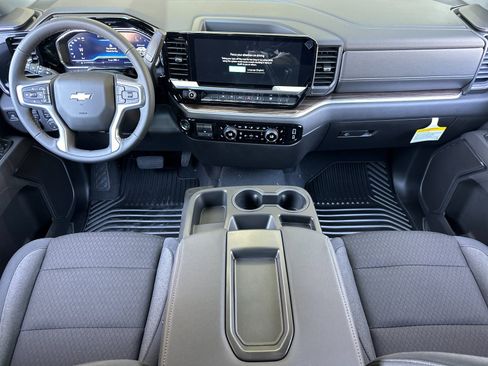 New 2025 Chevrolet Silverado 1500 LT image 15