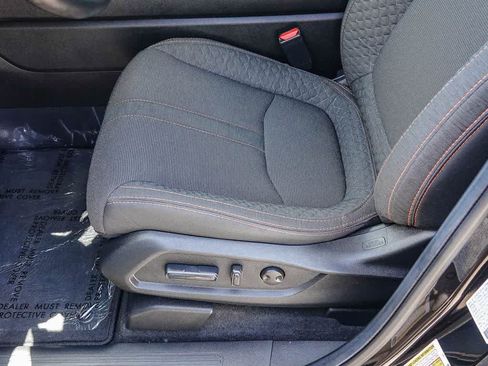 Used 2025 Honda Pilot Sport image 20