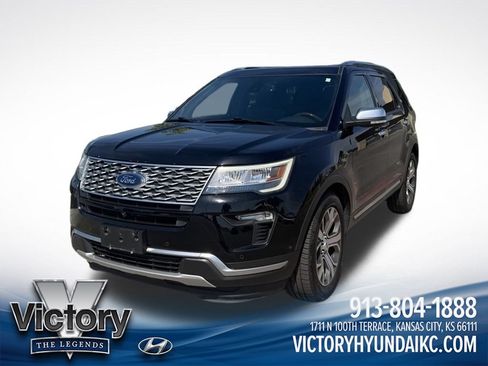 Used 2018 Ford Explorer Platinum AWD/4WD image 17