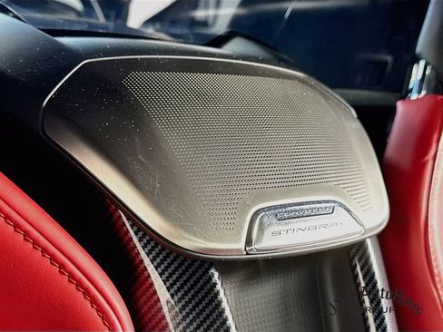 Used 2021 Chevrolet Corvette Stingray Premium Cpe w/ Z51 Performance Package RWD image 33