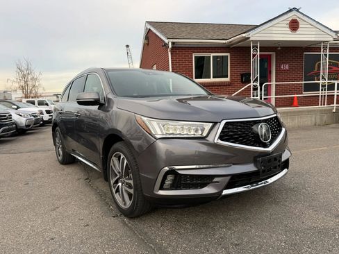 Used 2017 Acura MDX SH-AWD w/ Advance Package image 3